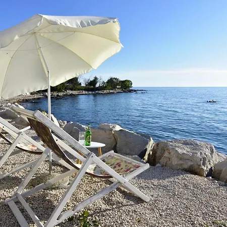 Shared Gardened With Bbq And Sea View Apartamento Zambratija (Istria)